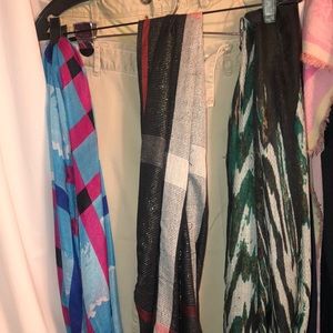 Set of three scarves